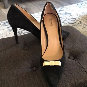 Michael Kors Black Suede Pump w/ gold bow, 4” heel.